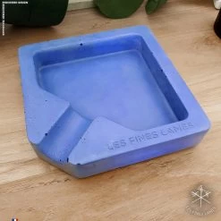 Les Fines Lames - Monad Contrete Ashtray - Blue 10 Les Fines Lames - Monad Contrete Ashtray - Blue -Smoking Accessories And Cigarettes monad concrete ashtray blue 2 01275.1620833058.1280.1280