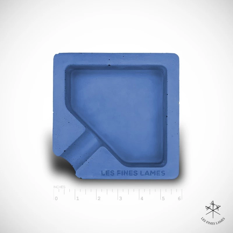 Les Fines Lames - Monad Contrete Ashtray - Blue 4 Les Fines Lames - Monad Contrete Ashtray - Blue - Image 2